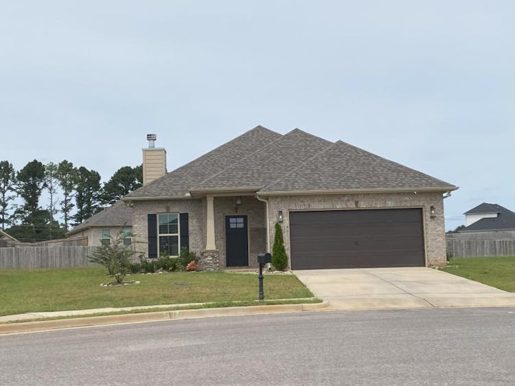 26333 Kennesaw Bluff Drive Athens, AL 35613, Limestone County