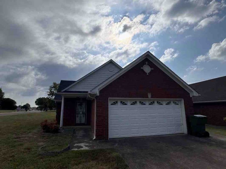 7602 Davis Pkwy Southaven, MS 38671, De Soto County