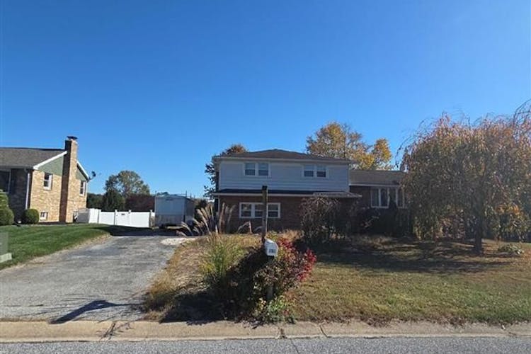 250 Nollyn Dr Dallastown, PA 17313, York County