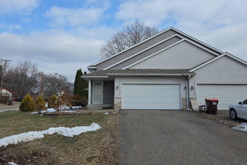 1102 1st St Saint Paul Park, MN 55071, Washington County