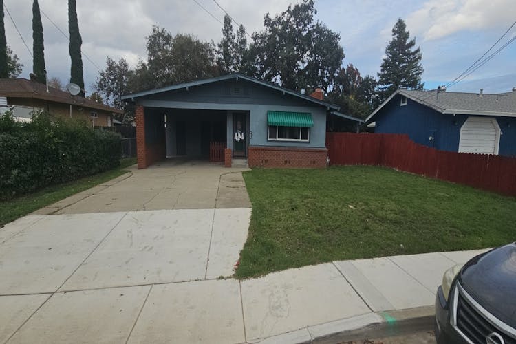 484 E St Biggs, CA 95917, Butte County