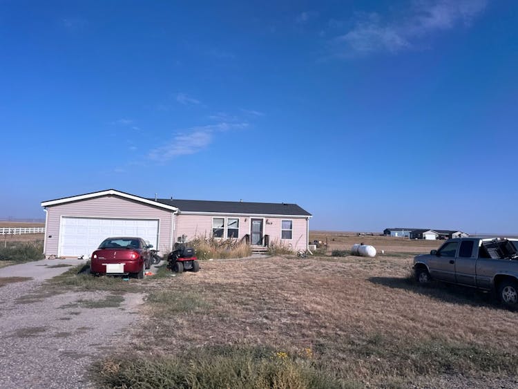 9819 Amidon Road Broadview, MT 59015, Yellowstone County