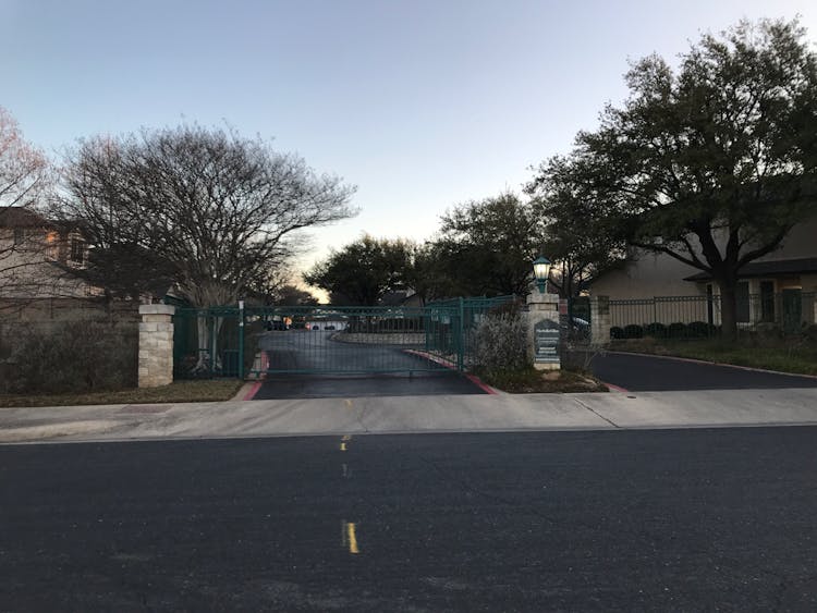 2100 Pipers Field Dr 20 Austin, TX 78758, Travis County