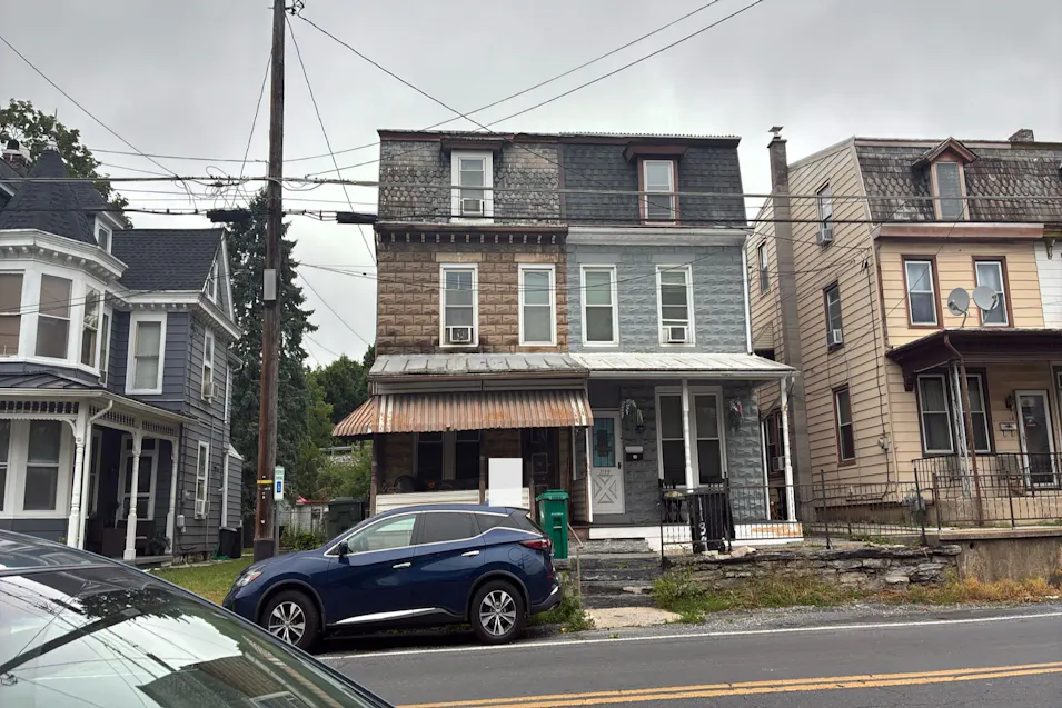 1137 E Old Cumberland St Lebanon, PA 17042, Lebanon County