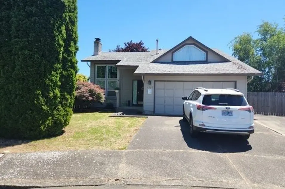 3827 Lancaster Drive Eugene, OR 97404, Lane County