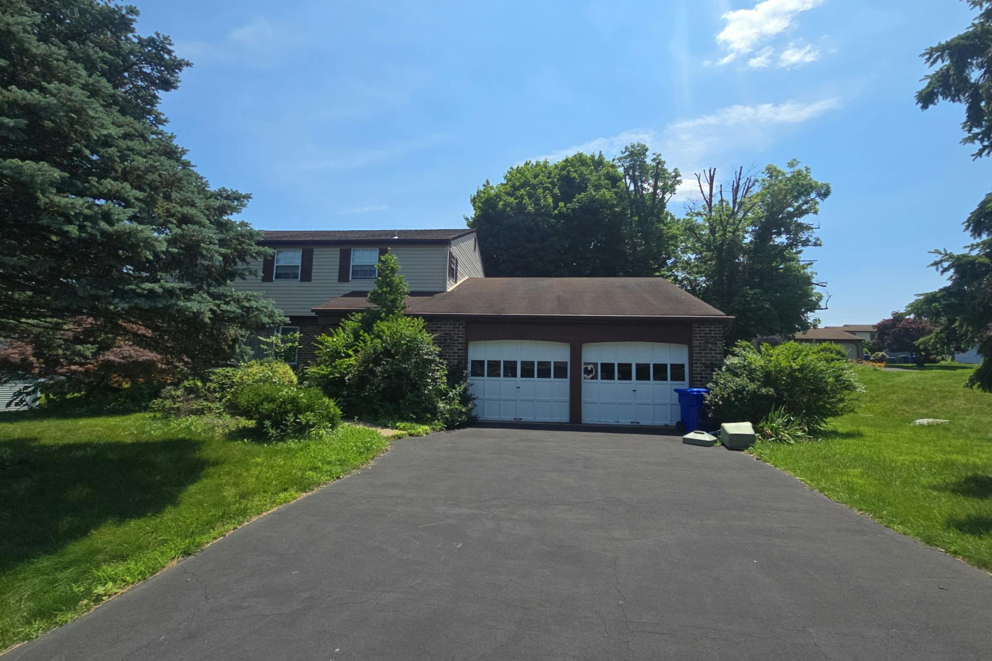 Caversham Rd, Elkins Park, PA 19027