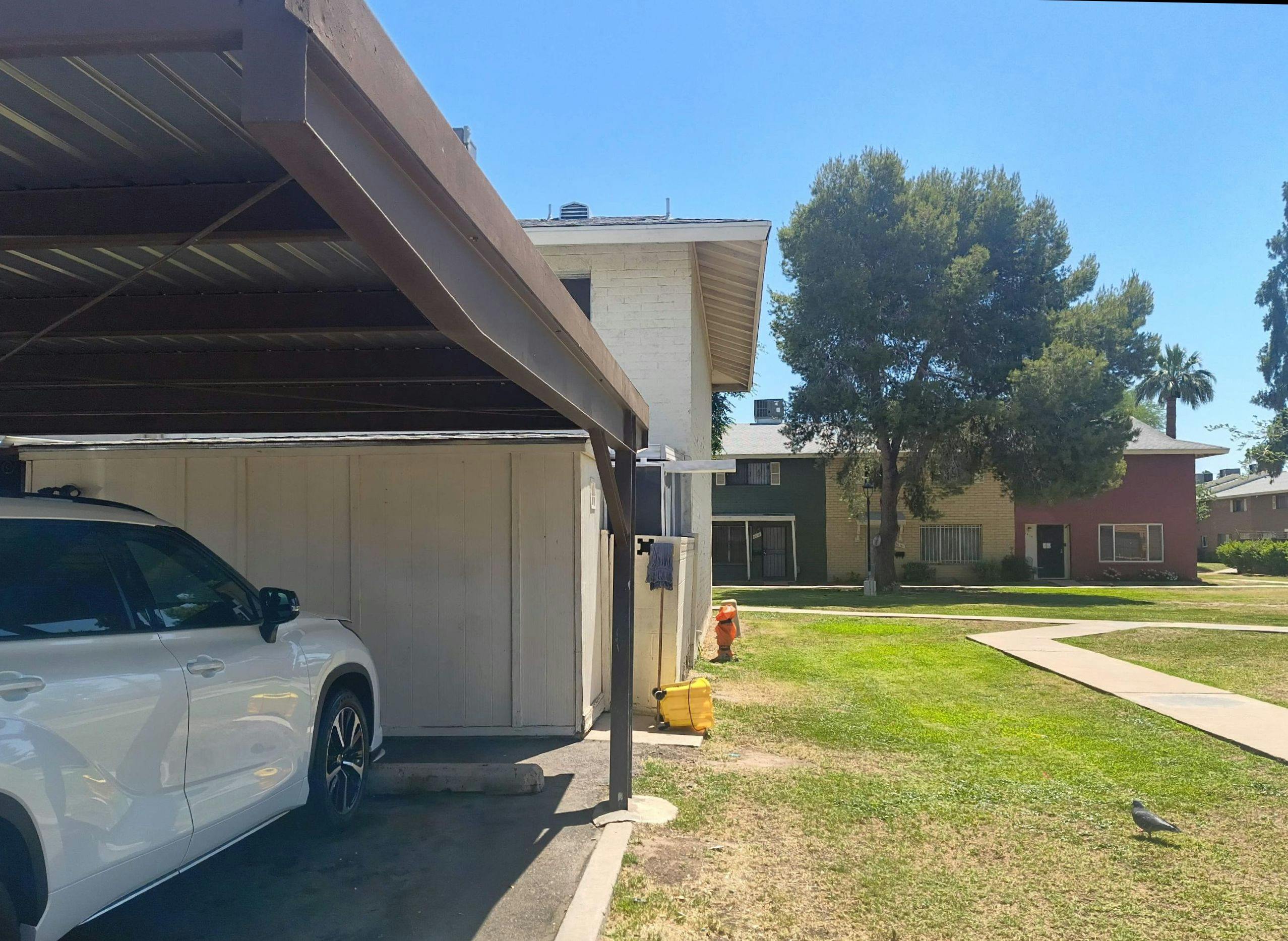 44th Ave, Glendale, AZ 85301