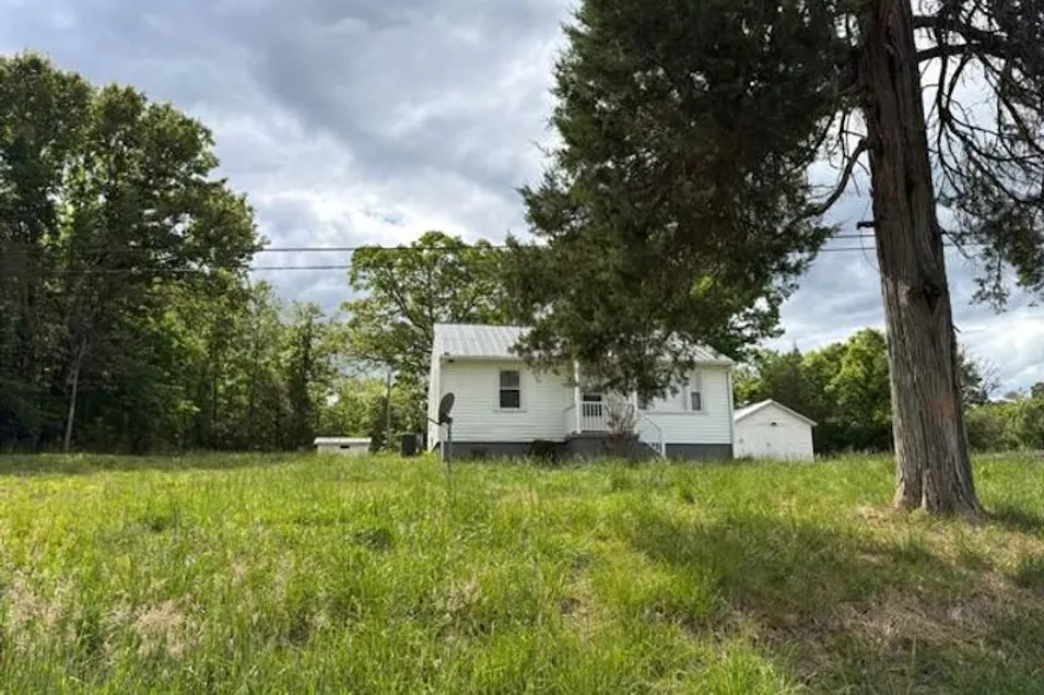 1827 Salem Rd. Schuyler, VA 22969, Nelson County