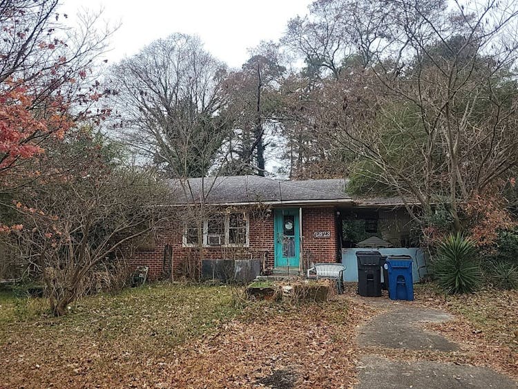 2823 Delowe Drive Atlanta, GA 30344, Fulton County