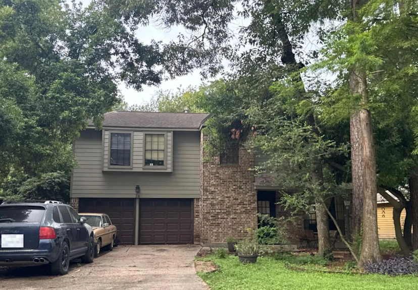 26 S High Oaks Cir