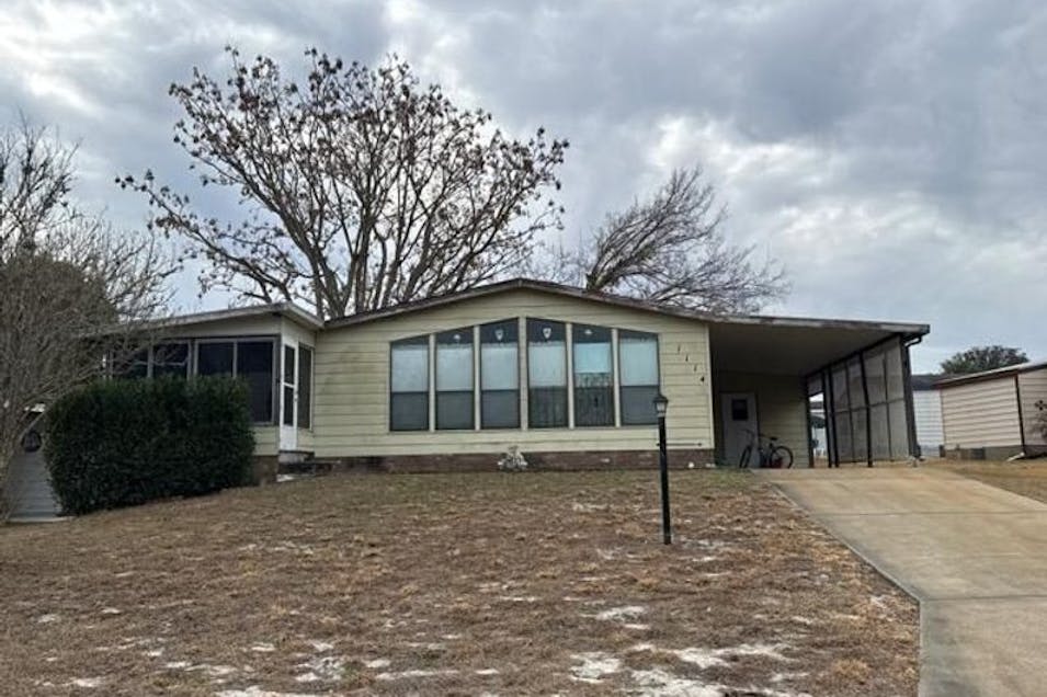 1114 Lintz Ln Lady Lake, FL 32159, Lake County