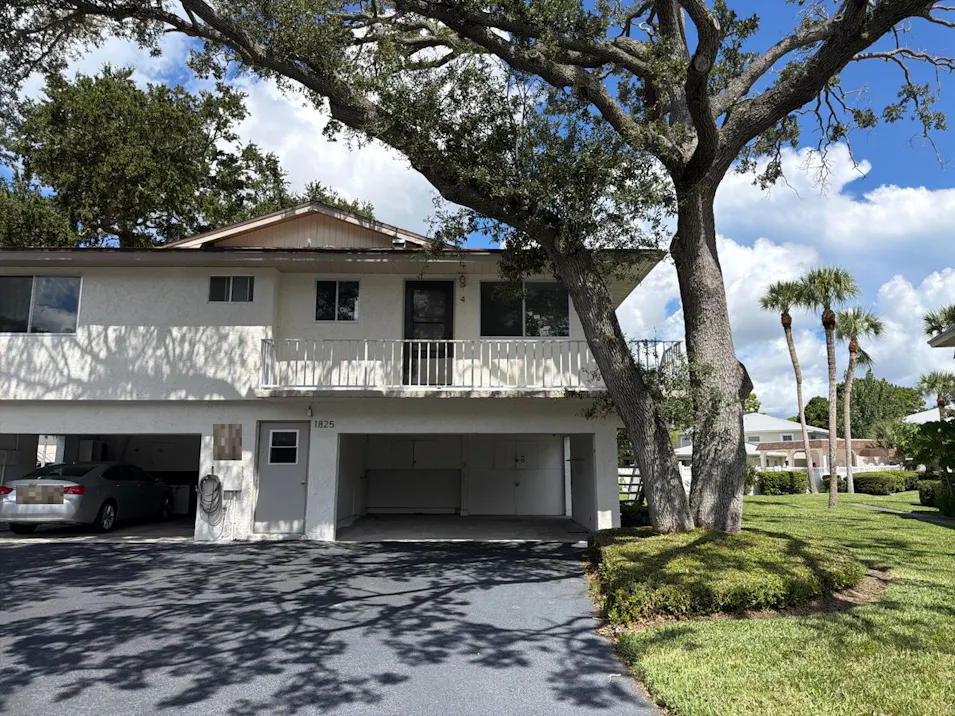 1825 Bough Avenue Unit 4 Clearwater, FL 33760, Pinellas County