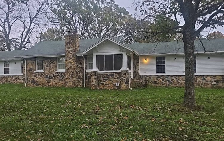 1100 N State Highway 125 Strafford, MO 65757, Greene County