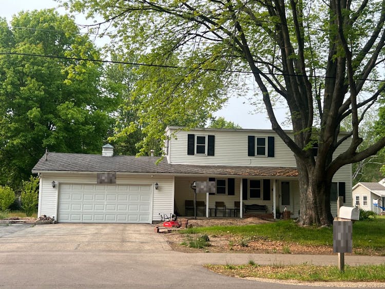 1829 W 32nd St Holland, MI 49423, Ottawa County