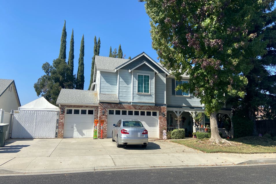 692 N Burl Ave Clovis, CA 93611, Fresno County