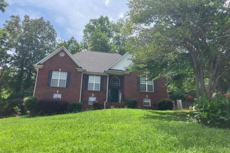 48 Fawns Way Odenville, AL 35120, St. Clair County