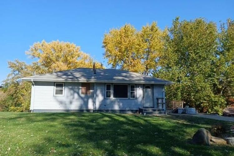 515 Lexington St Carlisle, IA 50047, Warren County