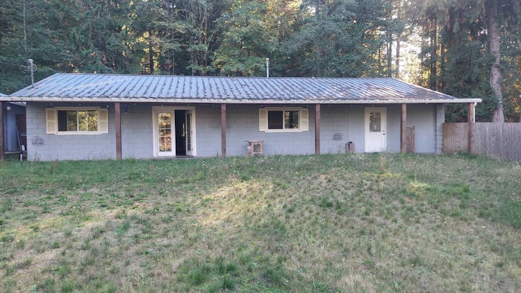 33 Baskins Road Port Angeles, WA 98363, Clallam County