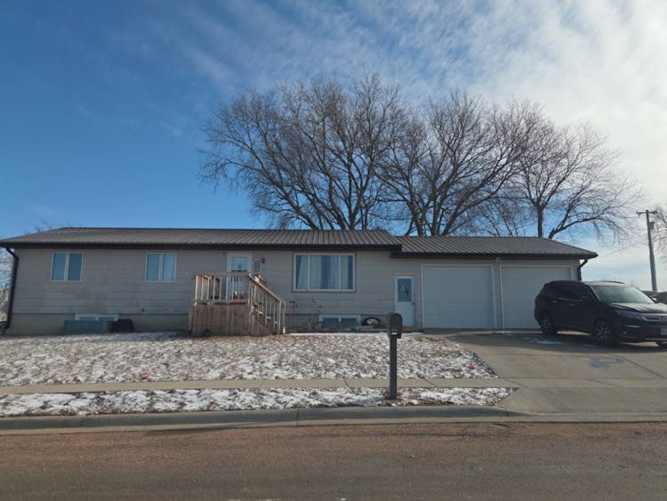 202 N Plum Ave Parker, SD 57053, Turner County