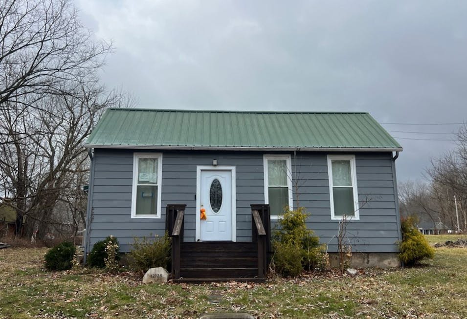 12125 Walnut St SW Mauckport, IN 47142, Harrison County