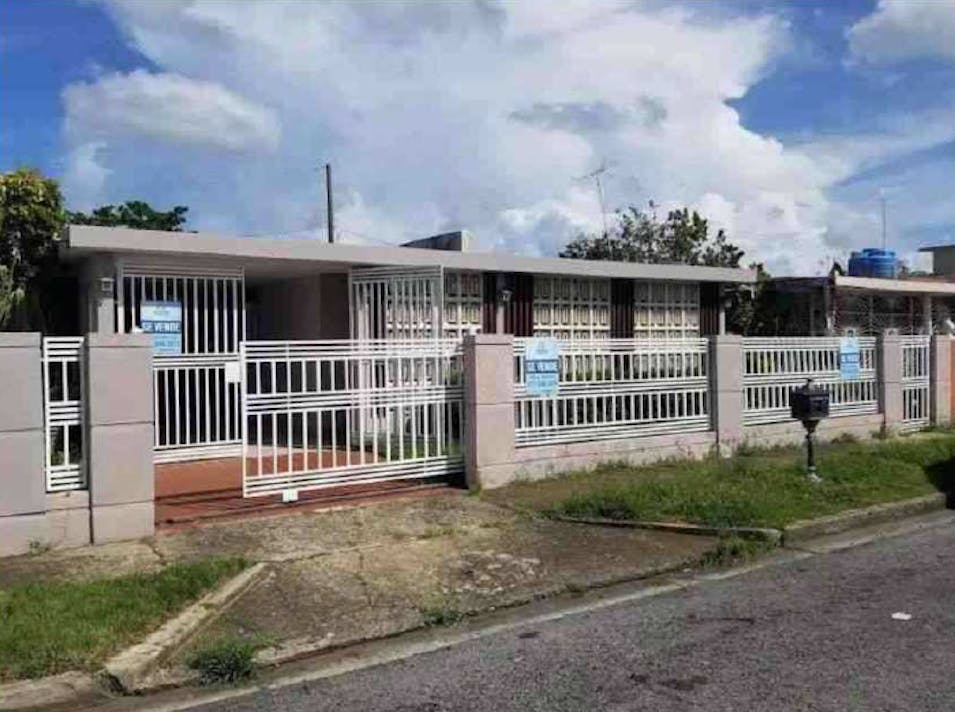 63 29 Aubray Sunoco Canovanas, PR 00729, Canovanas County