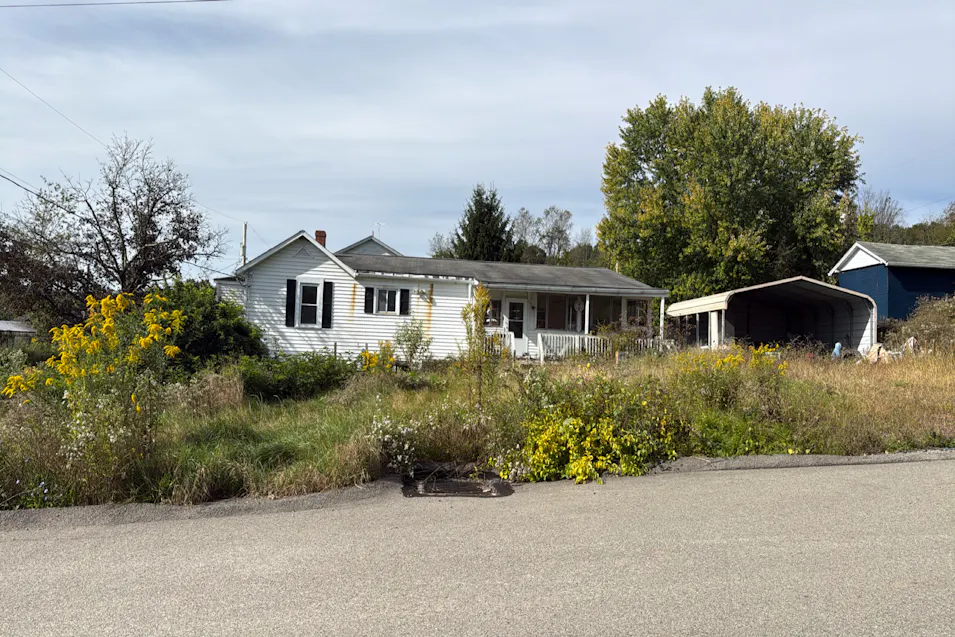 415 Pennsylvania Ave Slickville, PA 15684, Westmoreland County