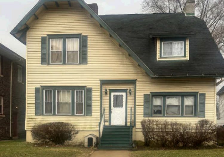 252 Detroit St Hammond, IN 46320, Lake County