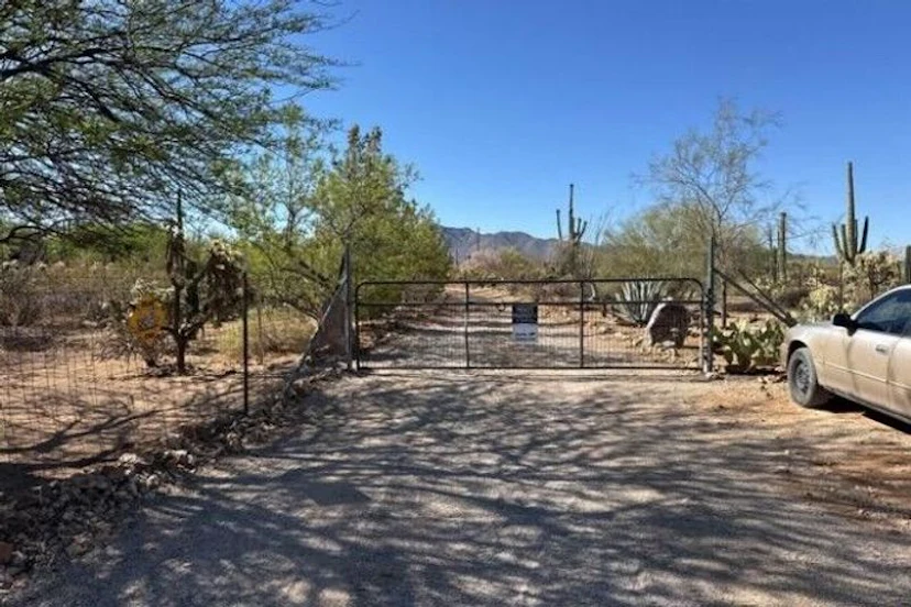 7095 North Tula Lane