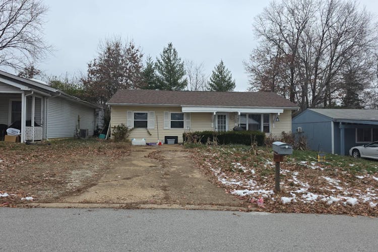 45 Cedar Ridge Dr Pacific, MO 63069, Franklin County