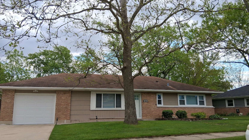 325 Waldmann Dr