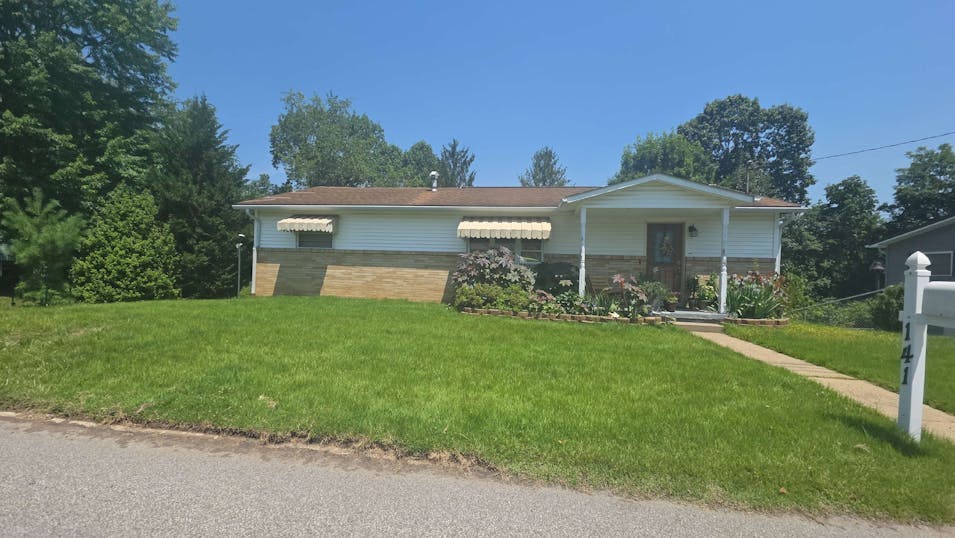 141 Rosewood Ave Fairmont, WV 26554, Marion County