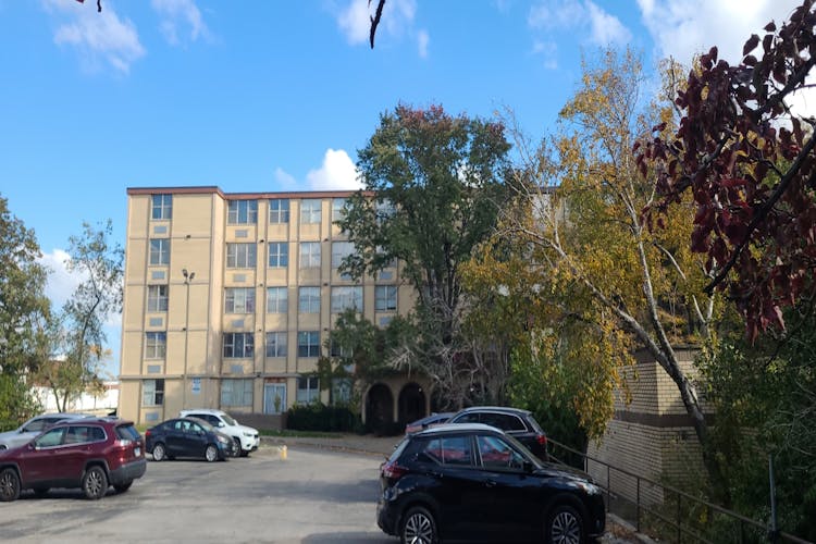 4281 W 76th St Chicago, IL 60652, Cook County