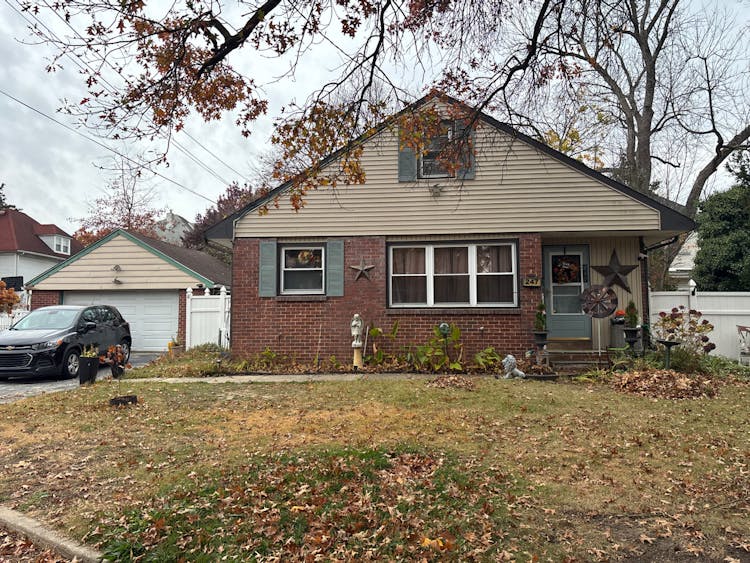 247 Woodlawn Ave Collingswood, NJ 08108, Camden County