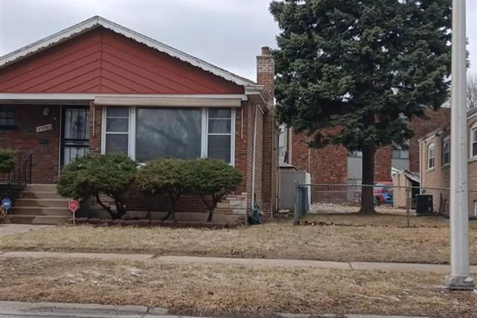 13702 School St Riverdale, IL 60827, Cook County