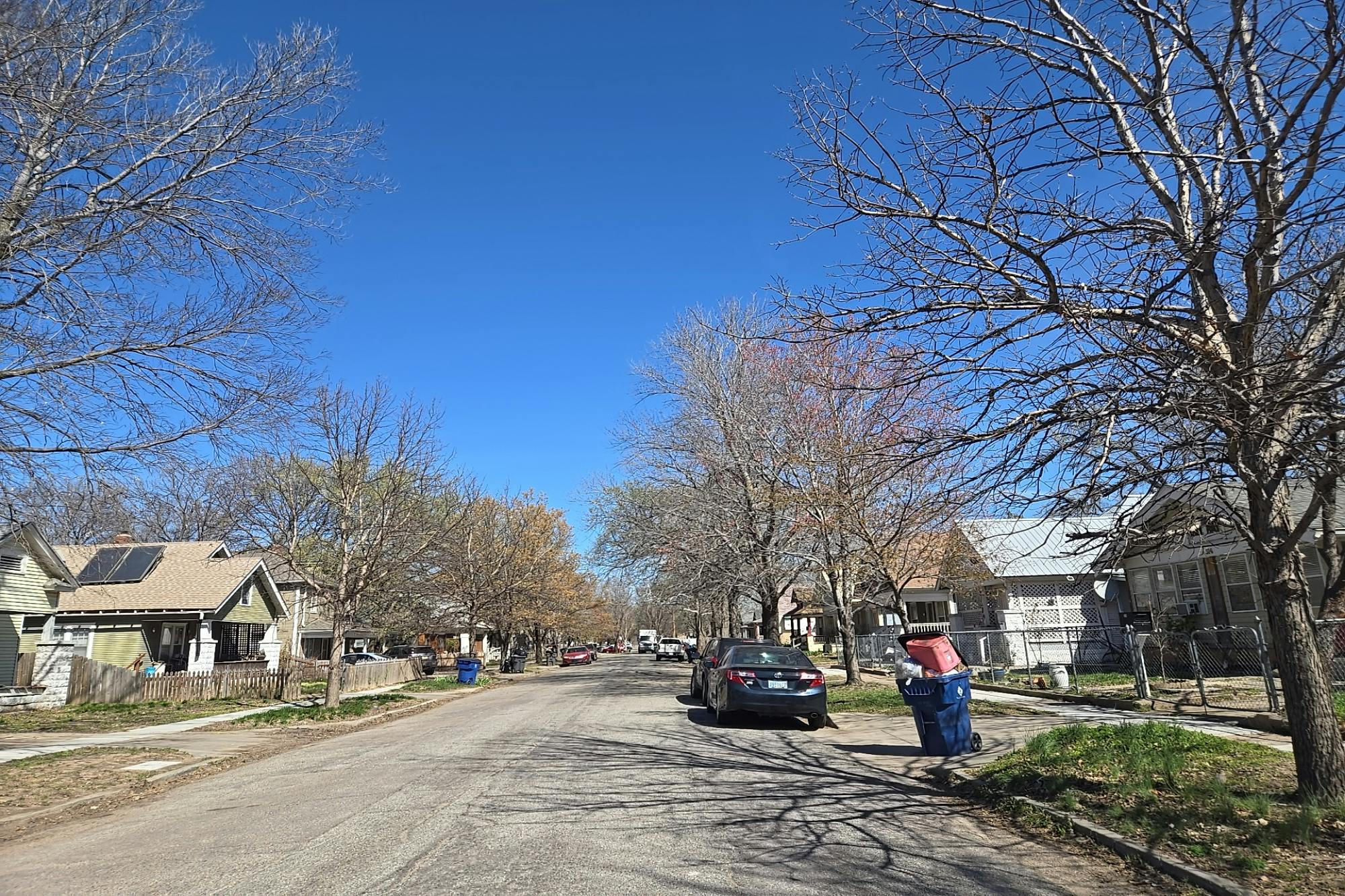 Madison Ave, Wichita, KS 67214
