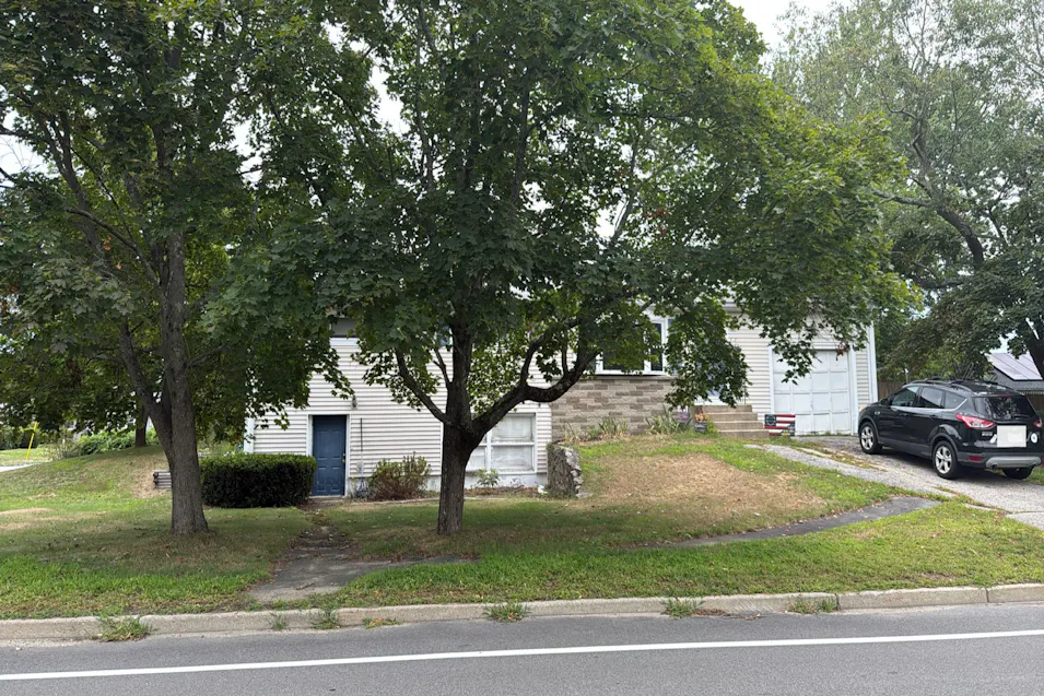 787 Narragansett Parkway Warwick, RI 02888, Kent County