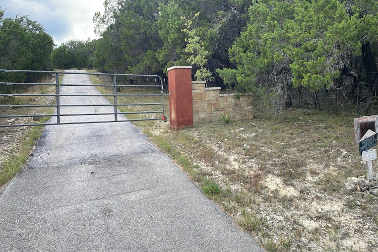 7500 Muleshoe Bend Trl Marble Falls, TX 78654, Travis County