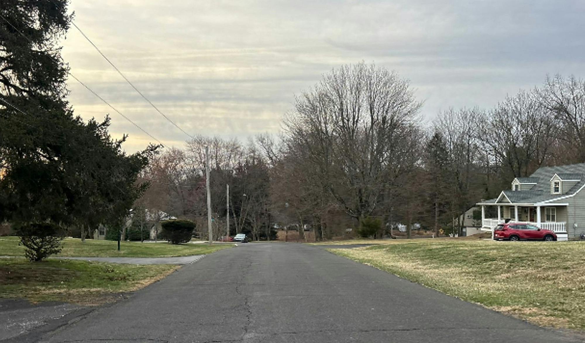 Woodland Dr, Southampton, PA 18966