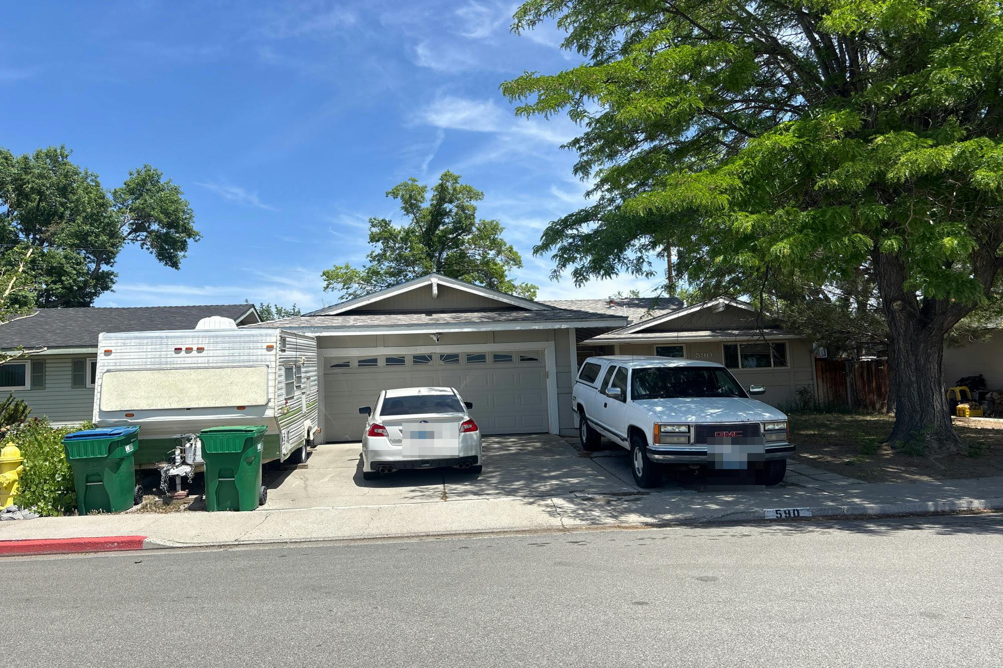 Lenwood Dr, Sparks, NV 89431