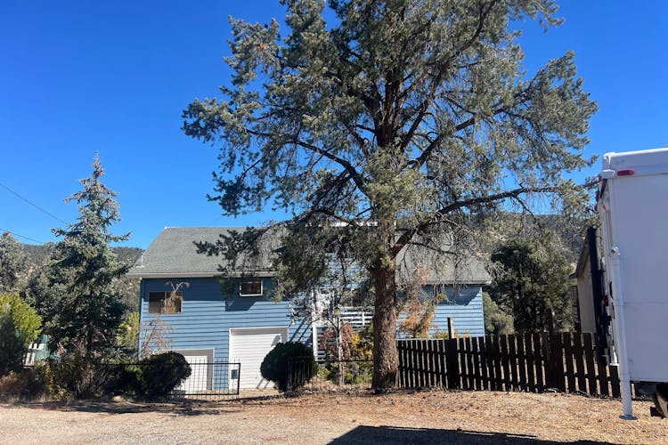 1300 Snowbird Dr Frazier Park, CA 93225, Kern County