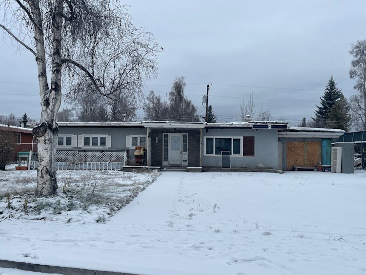 1036 Kellum Street Fairbanks, AK 99701, Fairbanks County
