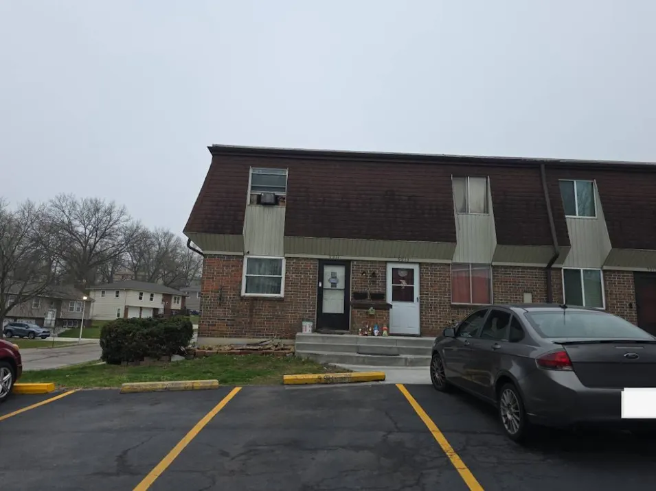 9911 W 52nd St. Merriam, KS 66203, Johnson County