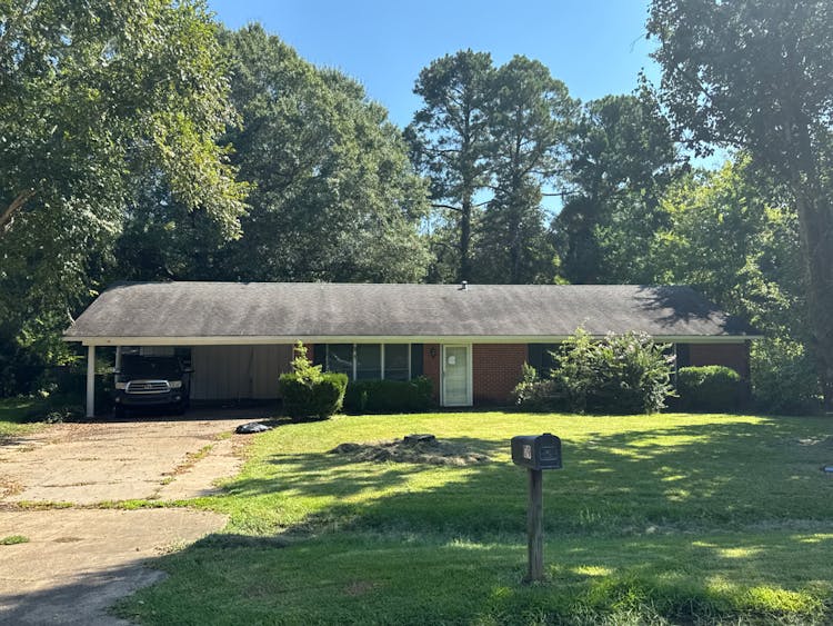 309 Fortune Dr Monroe, LA 71203, Ouachita County