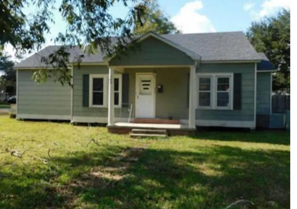 400 N Church St Kaplan, LA 70548, Vermilion County