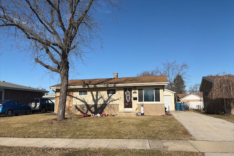 358 East La Porte Drive Addison, IL 60101, Dupage County