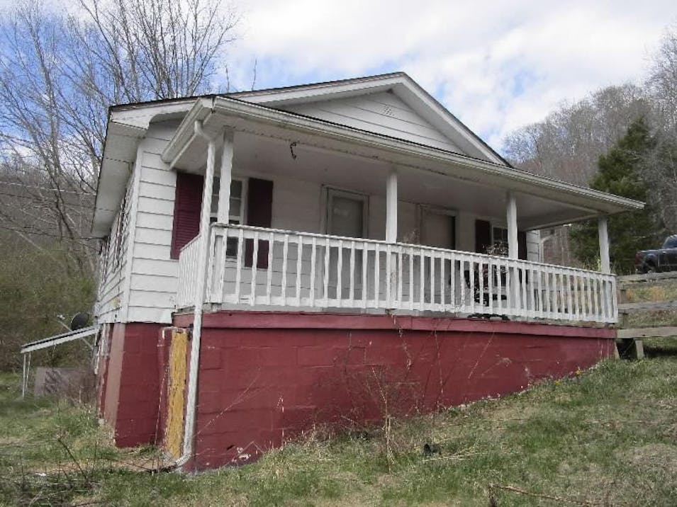 21248 Highway 190 Frakes, KY 04094, Bell County