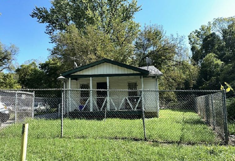 462 N 83rd St East Saint Louis, IL 62203, St. Clair County