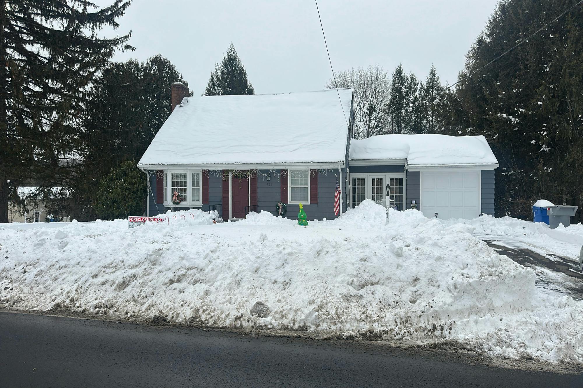 Burlington Ave, Bristol, CT 06010
