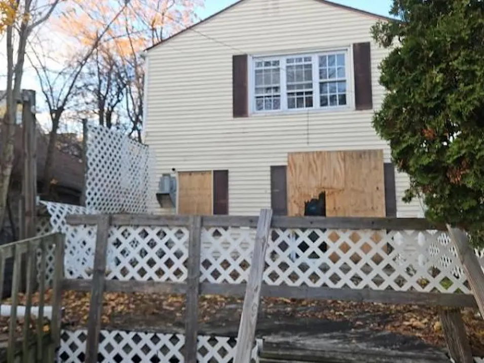 14 Grace Street Buffalo, NY 14207, Erie County