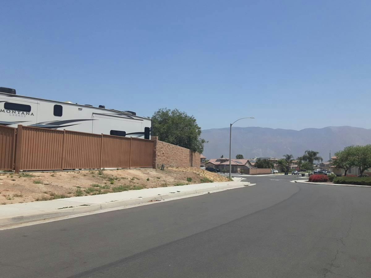 Garcia Dr, San Jacinto, CA 92582